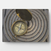 Antiek kompas op zeebootdek fotoplaat (voorkant)