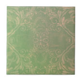 Antiek , lichtgroen en beige tegeltje (Voorkant)