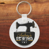 Antiek naaimachine TOEVOEGDE NAAM Zeemacht Sleutelhanger (Voorkant)