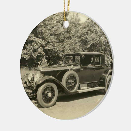 Antiek oude auto- sierplant keramisch ornament (Links)