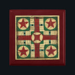 Antiek Parcheesi Game Board van Ethan Harper Cadeaudoosje<br><div class="desc">Een antiek schilderij gebaseerd op een parcheesi-spelraad. Dit schilderij van Ethan Harper is verbazingwekkend levensecht. Je kunt je bijna voorstellen dat je het gebruikt om een echt spel van Parcheesi te spelen met je vrienden. Koop vandaag nog je kopie!</div>