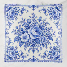Antiek porselein elegant blauw bloemmotief