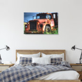 Antiek Red International Pickup Truck Canvas Afdruk (Insitu (Slaapkamer))