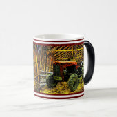 Antiek Red Tractor Rustic Barn Coffee Mok (Voorkant rechts)
