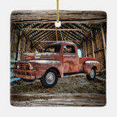 Antiek rode vrachtwagen in roestvrij barnkeramisch keramisch ornament (Achterkant)