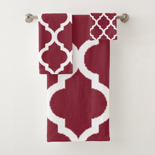 Antiek Ruby met White Quatrefoil Pattern Bad Handdoek (Insitu)