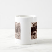 antiek sepia toonauto afbeelding koffiemok (Center)