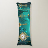 Antiek Skeleton Keys op groene achtergrond Lichaamskussen (Voorkant Verticaal)