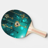 Antiek Skeleton Keys op groene achtergrond Tafeltennisbatje (Zijkant)