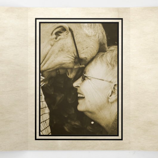 Antiek Storybook Style Foto 75e Jubileum Drieluik Uitnodiging (Binnenkant midden)