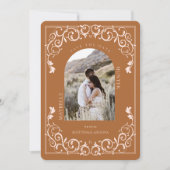 Antiek Vlaanderen met scroller Terracotta Foto Save The Date (Voorkant)