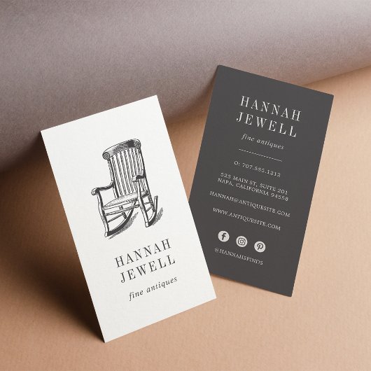 Antiek voorzitter | meubilair visitekaartje