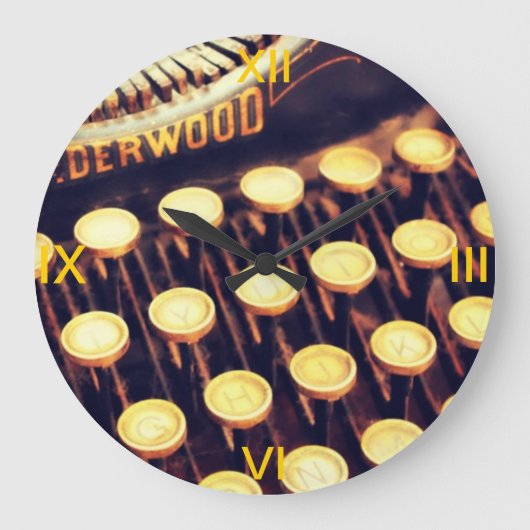 Antiek wandklok voor schrijfmachine (Voorkant)