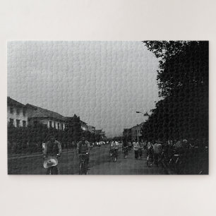 Antieke fietsen in de straten van Guilin, China Legpuzzel