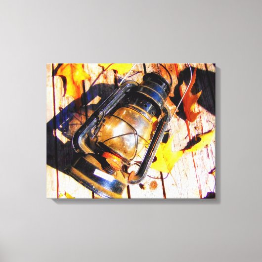 Antieke lantaarn met herfstbladeren canvas afdruk (Voorkant)