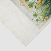 Antieke pot met goud en regenboog tissuepapier (Detail)