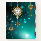 Antieke skeletsleutels op een groene achtergrond notitieboek (Achterkant)