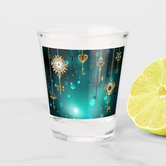 Antieke skeletsleutels op groene achtergrond shot glas (Voorkant)