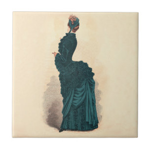 Antieke Victoriaanse Modeplaat: Teal Rococo-jurk Tegeltje