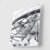 Antieke voetbrug vierkante klok (Hoek)