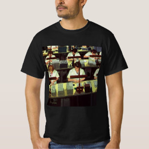 Antieke Zakelijke Telefoonmontagelijnaf Arbeidster T-shirt