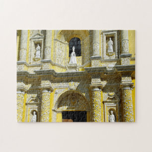 Antigua Church Merced Baroque Facade. Legpuzzel