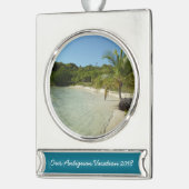 Antiguan Beach Mooi tropisch landschap Verzilverd Banner Ornament (Links)