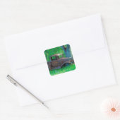 Antique rusted truck in a meadow vierkante sticker (Envelop)