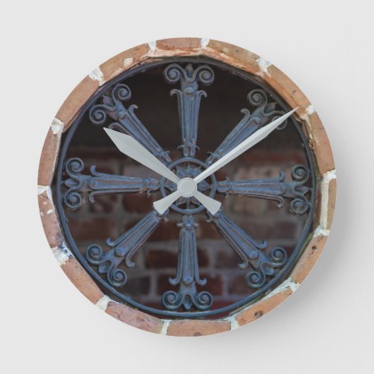 Antique Southern Wrought Iron Window Guard Ronde Klok (Voorkant)