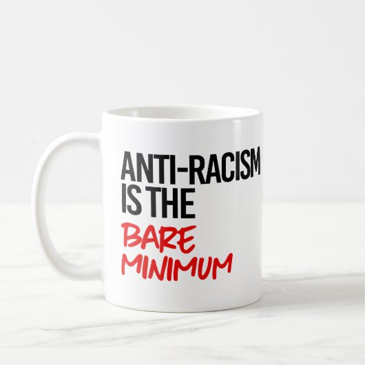 Antiracisme is het absolute minimum koffiemok (Links)