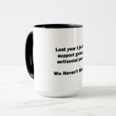 Antisociale groep mok (Voorkant links)