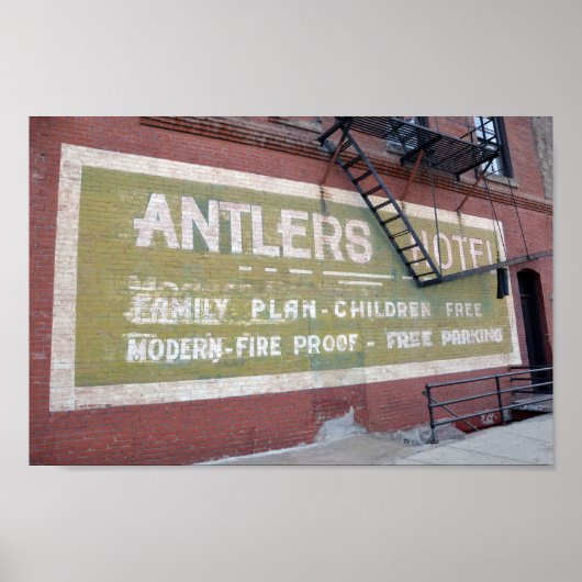 Antlers Hotel Sign, Baker City, Oregon Poster (Voorkant)