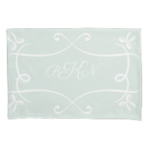 Antoinette Green Elegant Emblem Filigree