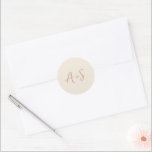 Antonia Earthy Neutrals Elegant Wedding Ronde Sticker<br><div class="desc">Elegante bruiloft stickers met een eenvoudig ontwerp met uw monogram in een script lettertype.</div>
