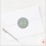 Antonia Sage Green Elegante bruiloft Ronde Sticker<br><div class="desc">Elegante bruiloft stickers met een eenvoudig ontwerp met uw monogram in een script lettertype.</div>