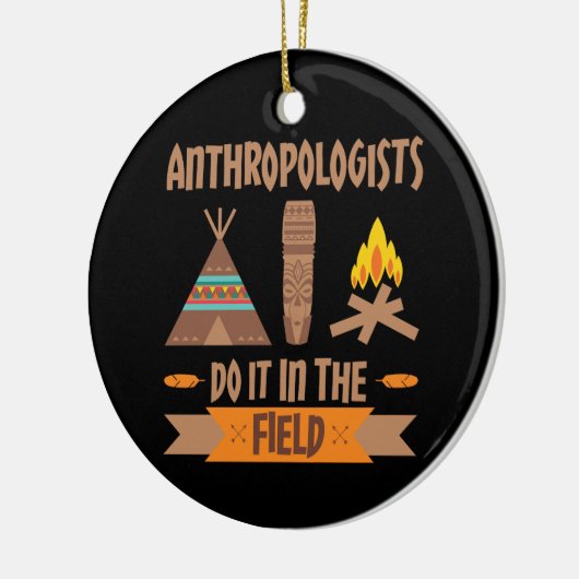 Antropologen doen het op het gebied van antropolog keramisch ornament (Links)