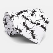 Ants on stropdas (Opgerold)