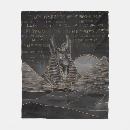 Anubis over het Egyptische pyramidellandschap Fleece Deken (Voorkant)