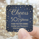 ANY Birthday Cheers Navy Blue en Gold Confetti Vierkante Sticker<br><div class="desc">Voeg een gepersonaliseerde finishing touch aan verjaardagsfeestje dank u notities of gunsten met aangepaste navy blauw en gouden faux folie vierkante stickers / envelop afdichtingen. Alle tekst is eenvoudig aan te passen of te verwijderen. Deze sjabloon is ingesteld voor een 50e verjaardag, maar kan gemakkelijk worden veranderd in een ander...</div>