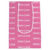 Any Text Name or Surname Personalized Pink Medium Cadeauzakje (Achterkant)