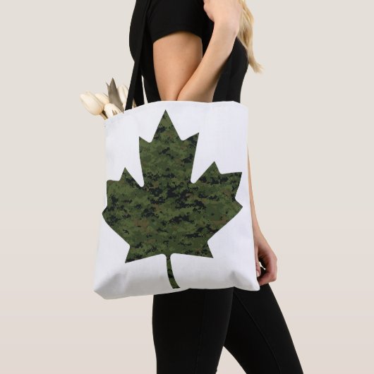 (AOP) Schouder Tas - Maple Leaf CADPAT (Donker) (Dichtbij)