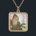 *~* AP40  Sinterklaas en Holly PEACE Gold Goud Vergulden Ketting<br><div class="desc">(zoekopdracht AP40 en AP44 voor soortgelijke objecten ) * Energetisch versterkte retroactieve Vintage Sint Nick , ST Nick , Santa Claus , Said Nicholas , Jewelry met intentie (r) Holly and Red Berries / Berry / and saint Nick Nostalgic Old Fashioned Retro Antiek Santa Claus Sint Nicholas and Holly foliage...</div>