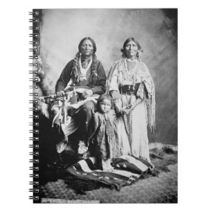 Apache Chief Antonio Maria met zijn gezin, 1897 ( Notitieboek