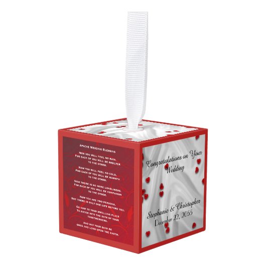 Apache Wedding Blessing Personalized Red Hearts Decoratie (Voorkant hoekig)