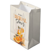 Aperol Spritz Watercolor Bruidsuitnodiging Medium Cadeauzakje (Voorkant Gekanteld)