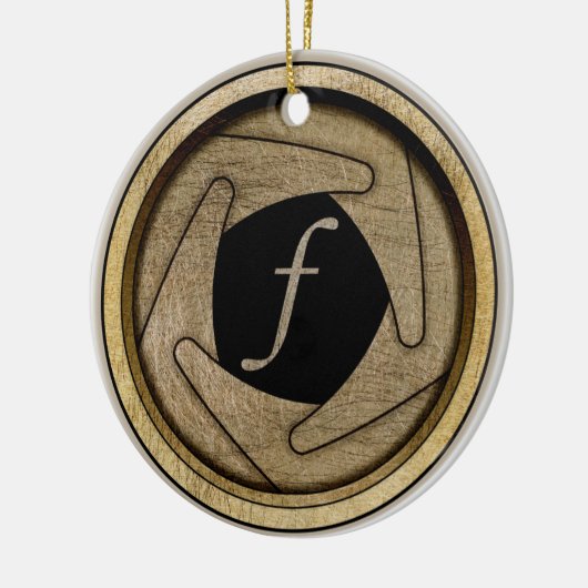 Aperture Ornament (Links)