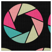 Aperture Pattern - Kleuren op zwart Stof (Close Up)
