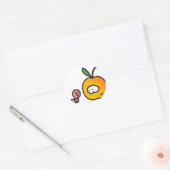 Apfel mit Wurm Ronde Sticker (Envelop)