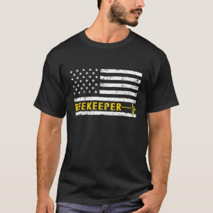 Apiarist imker zet de bijenhouderij op t-shirt