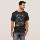Apocalyptic Battle: Zombie Biker vs. Alien T-shirt (Voorkant volledig)